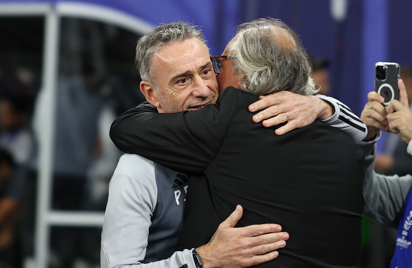 UAE fired national team coach Bento  hours after victory over North Korea